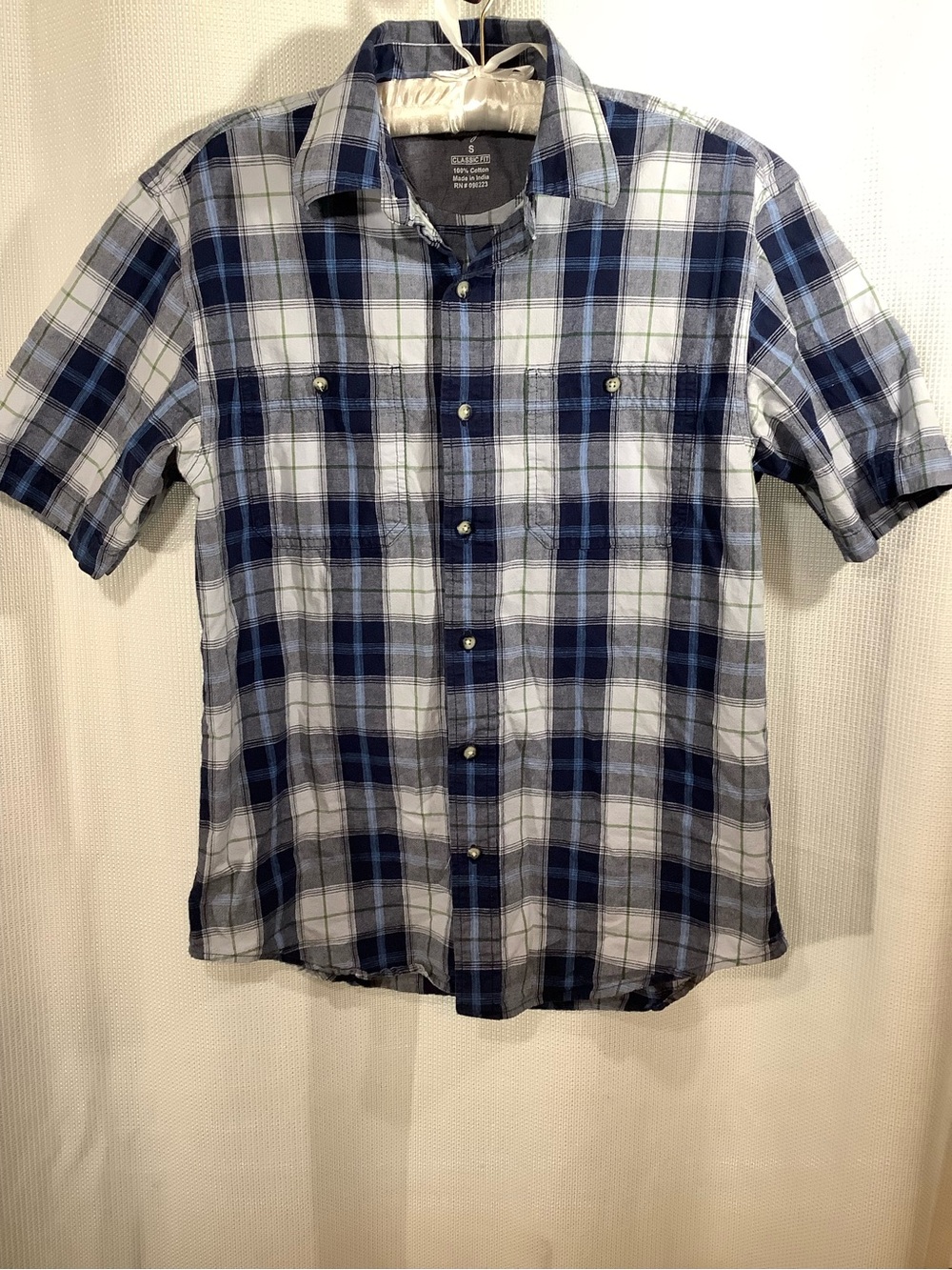 Austin Clothing Co. Blue and White Plaid Short-Sleeve Button-Up Shirt